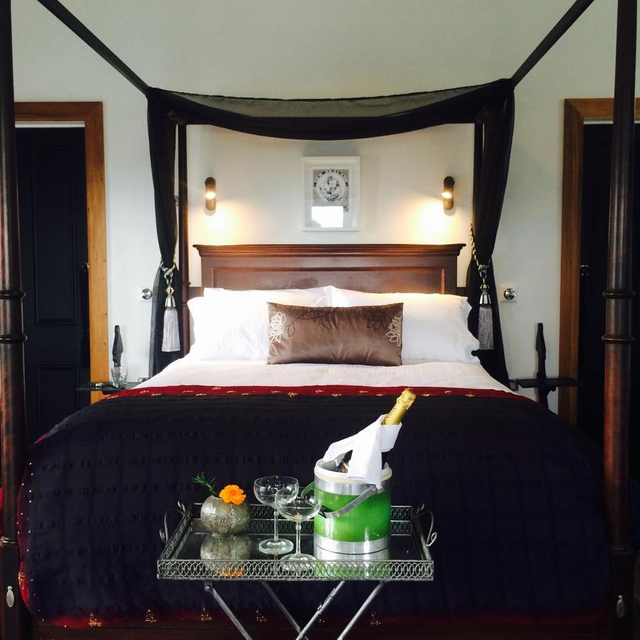 Marriners Luxury Guesthouse Rawene Exterior foto